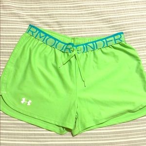 UA Athletic shorts - medium